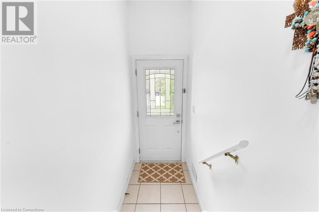 576 Grey Street, Brantford, Ontario  N3S 4Y1 - Photo 11 - 40722259