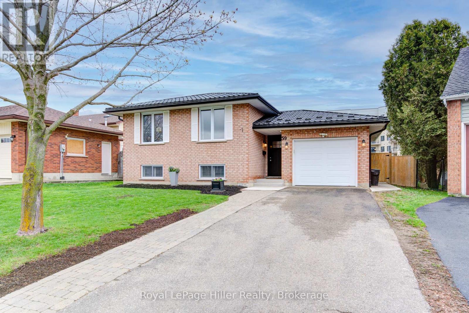 59 Sprung Court, Stratford, Ontario  N4Z 1G7 - Photo 1 - X12123350