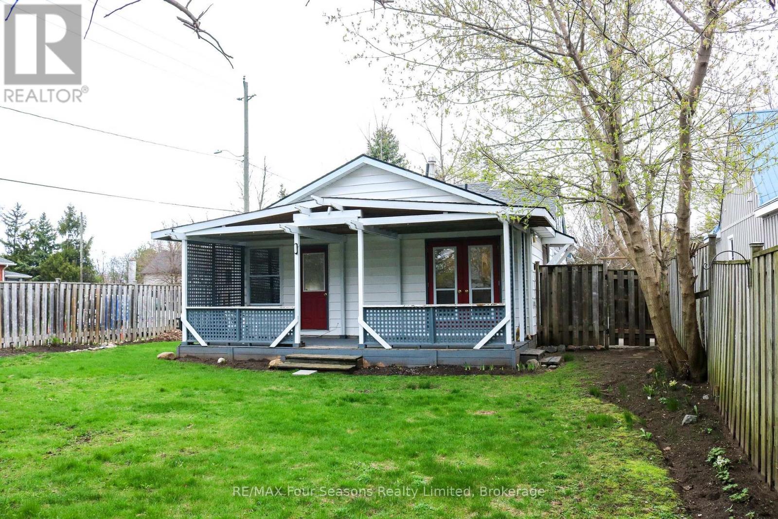 104 Oak Street, Collingwood, Ontario  L9Y 2X8 - Photo 25 - S12123623