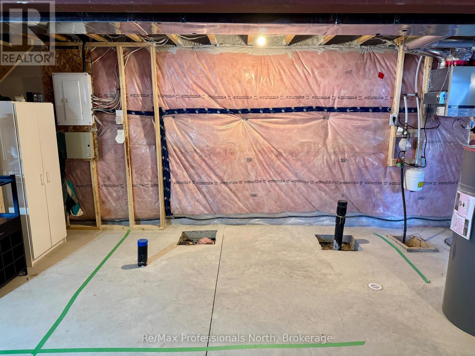 90 Ann Street, Bracebridge, Ontario  P1L 1M1 - Photo 24 - X12123878