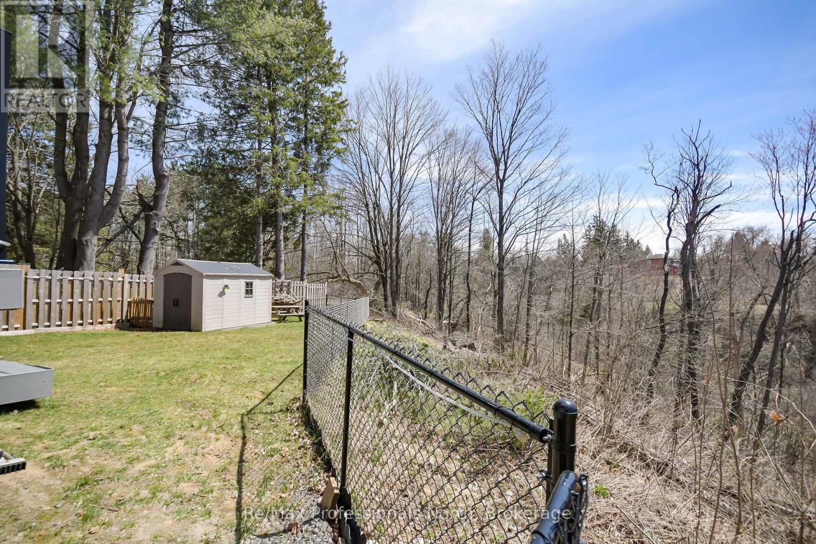 90 Ann Street, Bracebridge, Ontario  P1L 1M1 - Photo 31 - X12123878
