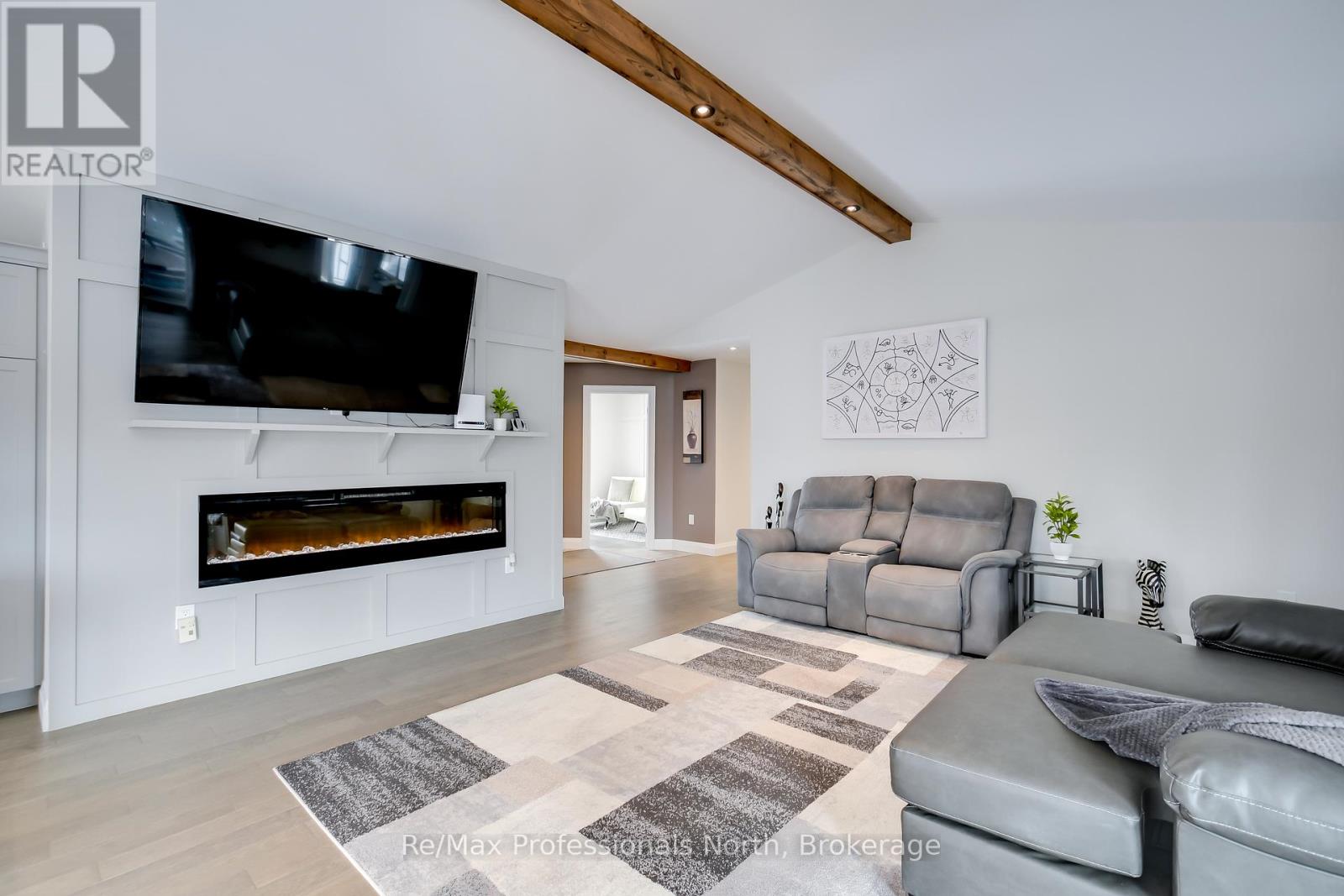 90 Ann Street, Bracebridge, Ontario  P1L 1M1 - Photo 6 - X12123878