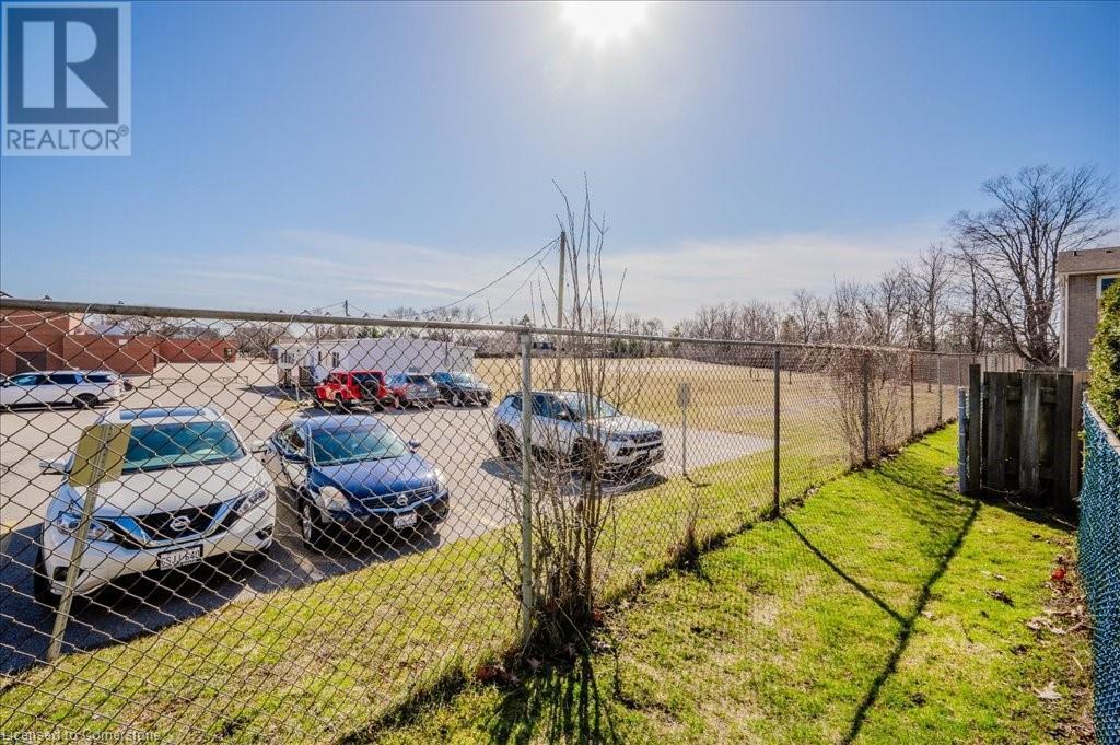 25 Upper Canada Drive Unit# 33, Kitchener, Ontario  N2P 1G2 - Photo 4 - 40724224