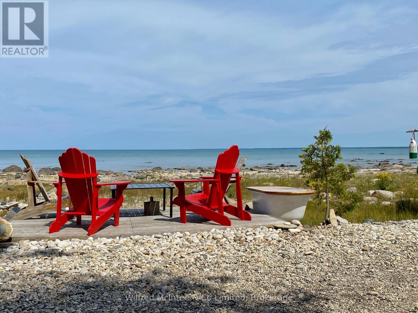 61 Wahbezee Drive, Native Leased Lands, Ontario  N0H 2G0 - Photo 20 - X12124164