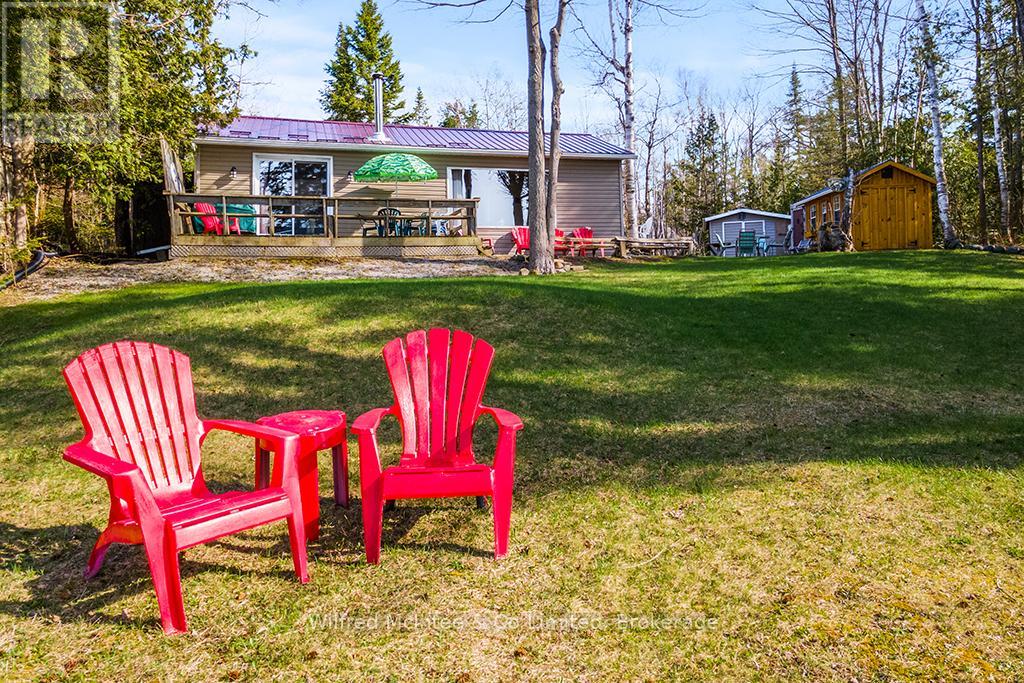 61 Wahbezee Drive, Native Leased Lands, Ontario  N0H 2G0 - Photo 45 - X12124164