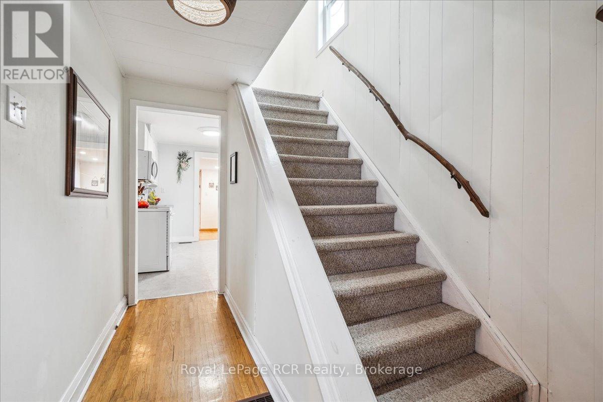 755 7th Avenue E, Owen Sound, Ontario  N4K 2Y2 - Photo 11 - X12124204
