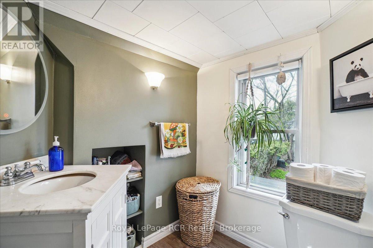 755 7th Avenue E, Owen Sound, Ontario  N4K 2Y2 - Photo 30 - X12124204