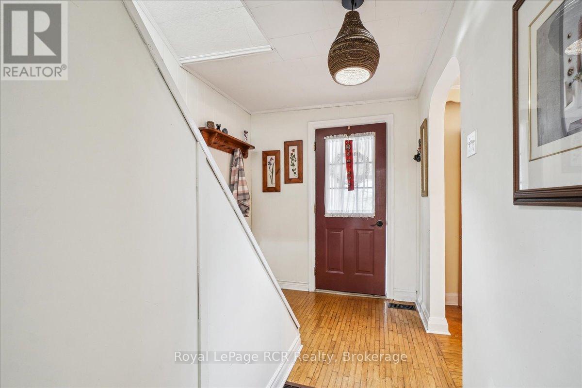 755 7th Avenue E, Owen Sound, Ontario  N4K 2Y2 - Photo 6 - X12124204