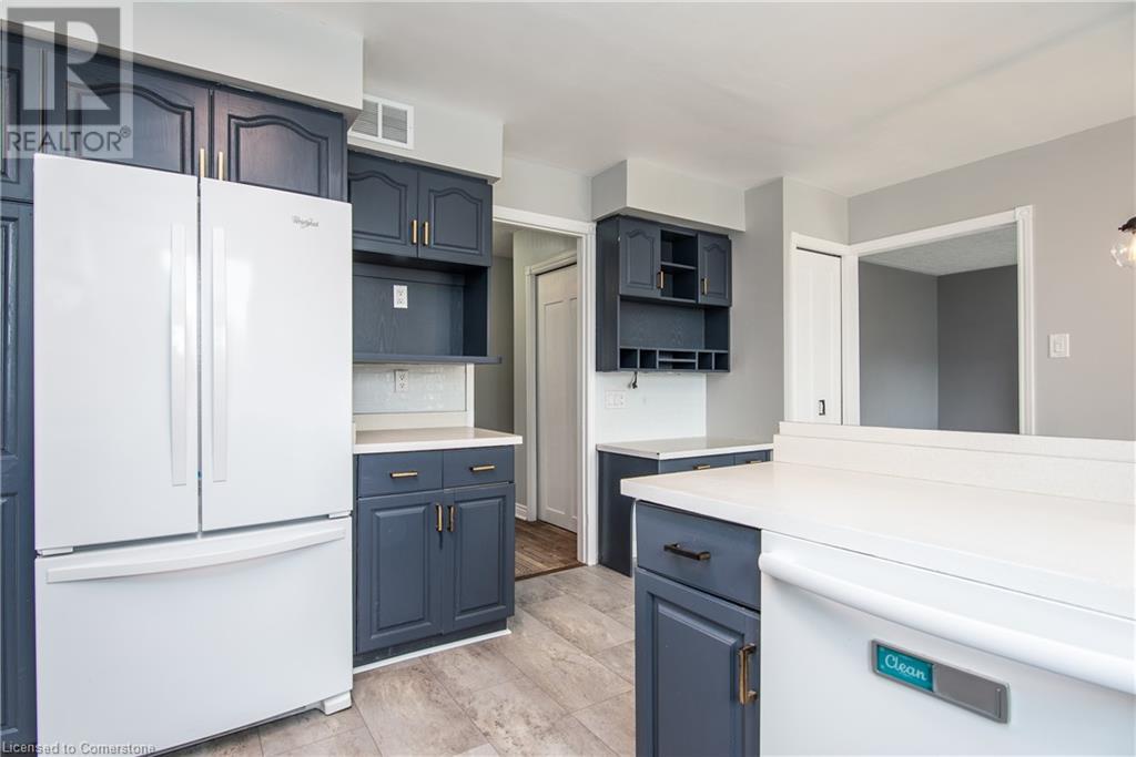 12 Sunrise Drive, Kitchener, Ontario  N2B 3B4 - Photo 19 - 40724085