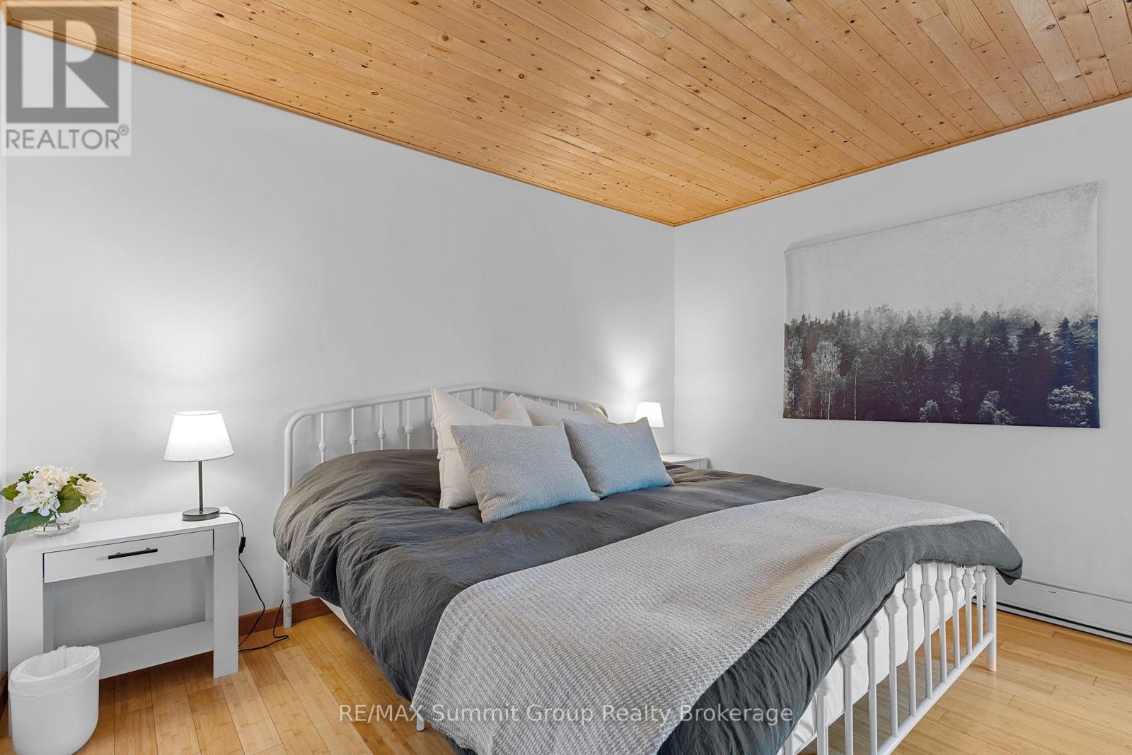 144 Talisman Boulevard, Grey Highlands, Ontario  N0C 1G0 - Photo 20 - X12124298