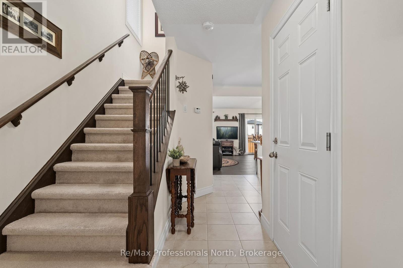 160 Daffodil Court, Gravenhurst, Ontario  P1P 0B8 - Photo 10 - X12124371