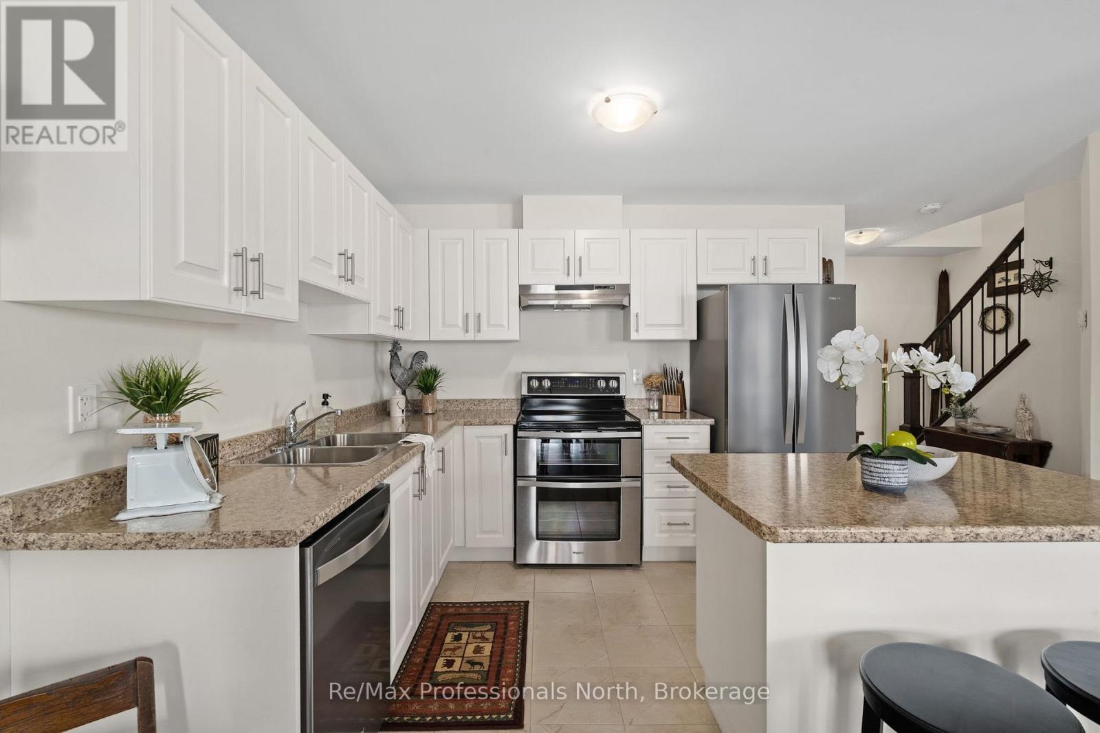 160 Daffodil Court, Gravenhurst, Ontario  P1P 0B8 - Photo 14 - X12124371