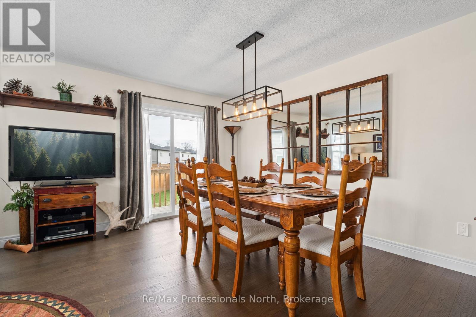160 Daffodil Court, Gravenhurst, Ontario  P1P 0B8 - Photo 17 - X12124371