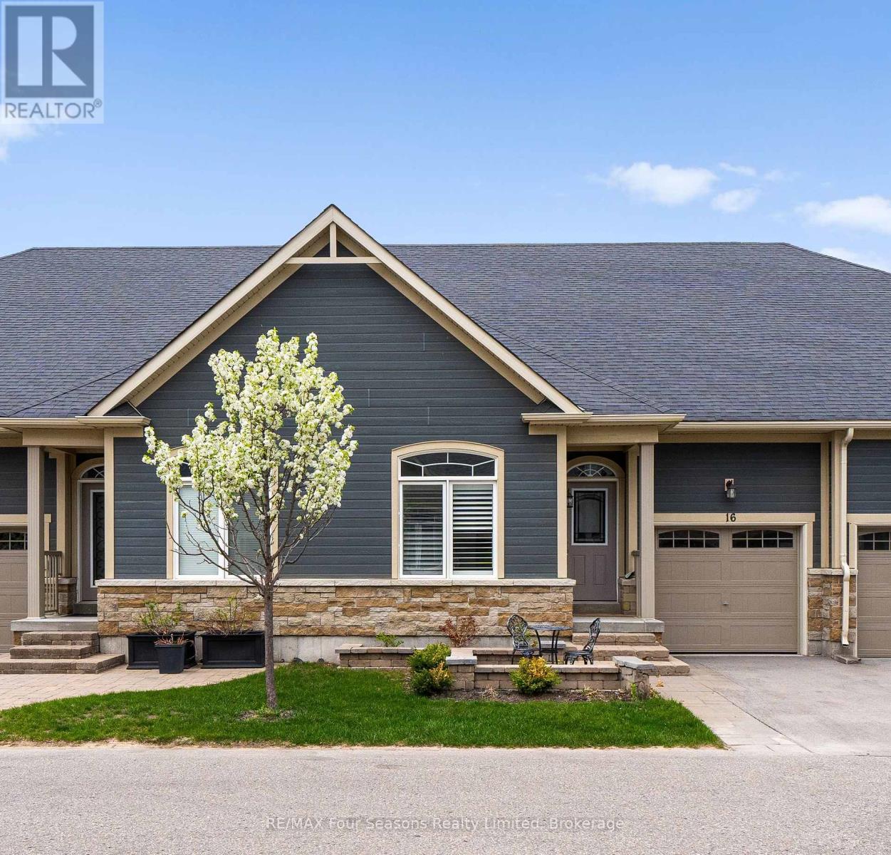 16 Kari Crescent, Collingwood, Ontario  L9Y 5B4 - Photo 2 - S12124579