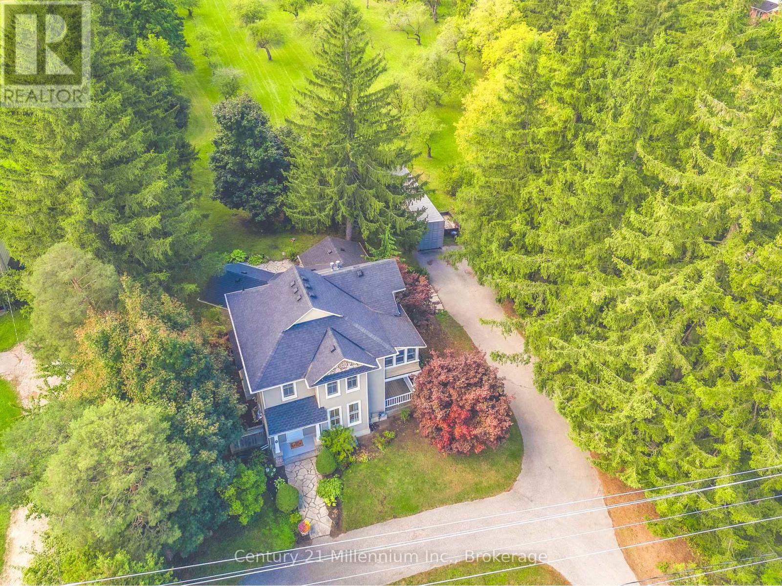774 Hurontario Street, Collingwood, Ontario  L9Y 0G9 - Photo 1 - S12124617
