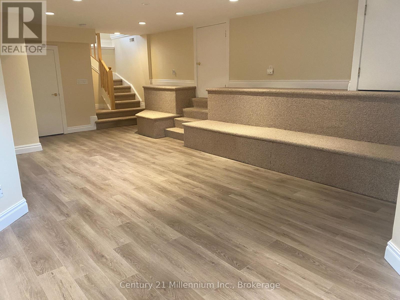 774 Hurontario Street, Collingwood, Ontario  L9Y 0G9 - Photo 27 - S12124617