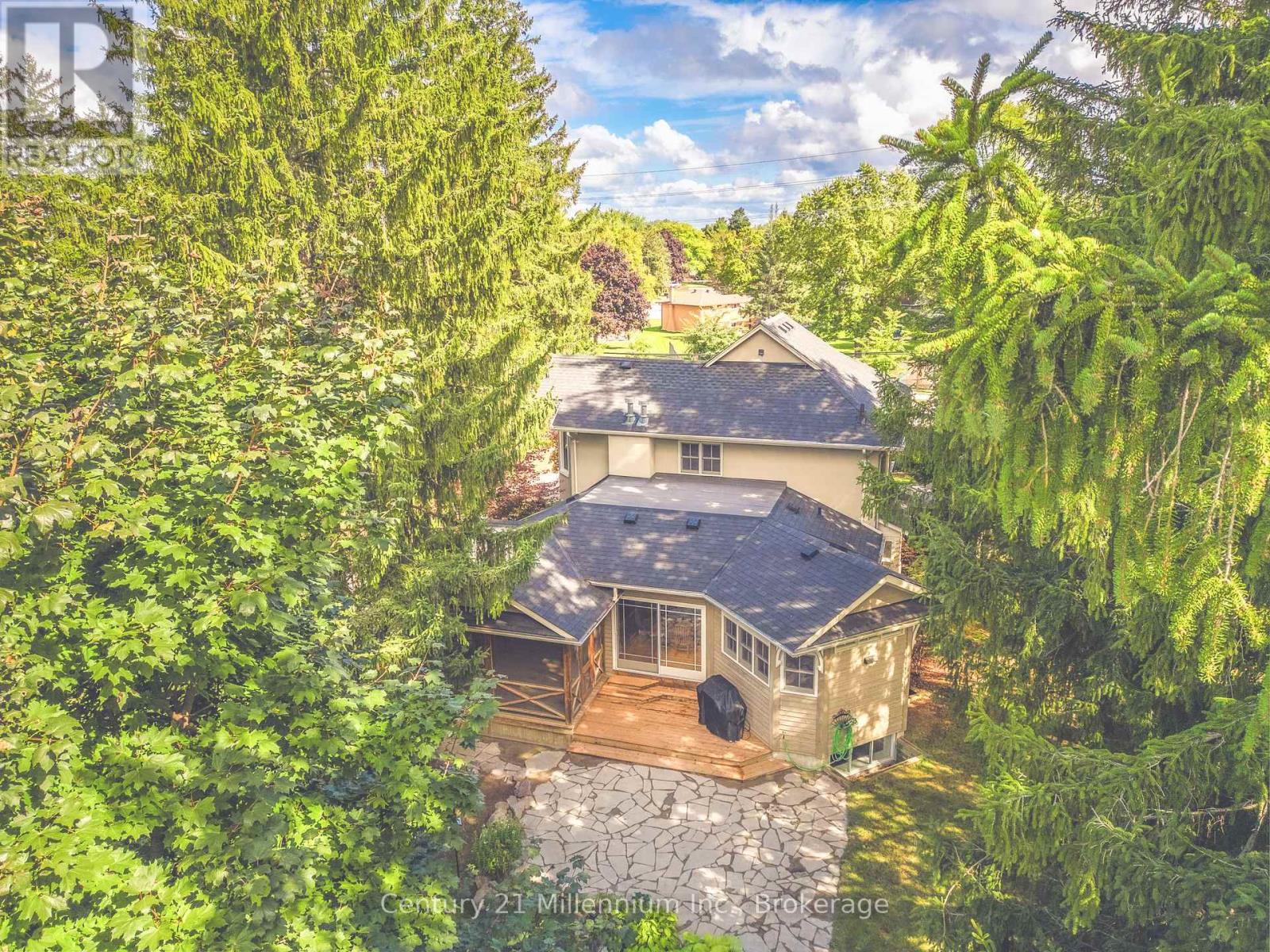774 Hurontario Street, Collingwood, Ontario  L9Y 0G9 - Photo 33 - S12124617