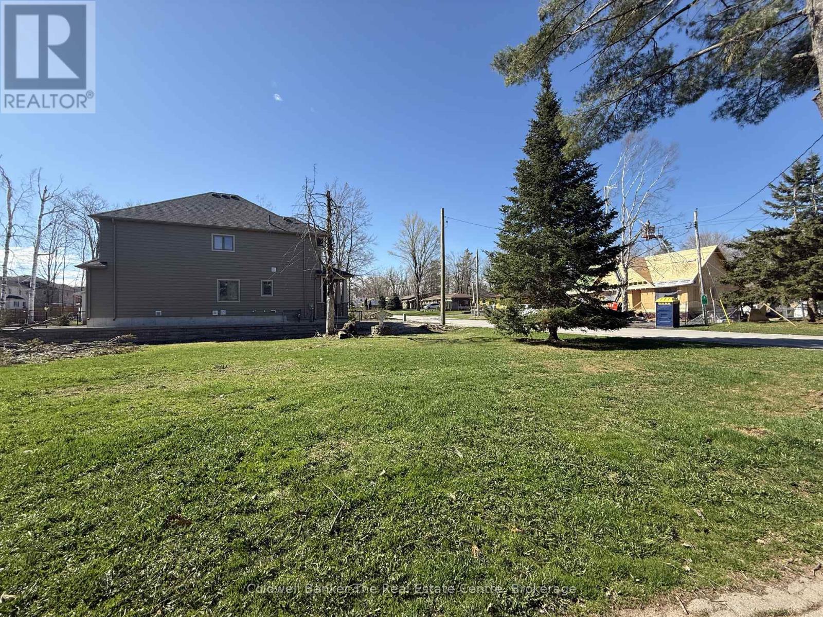 460 Wellington Street, Gravenhurst, Ontario  P1P 1A5 - Photo 25 - X12124637