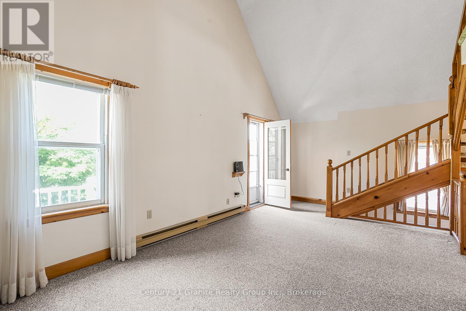 134 Highland Street, Dysart Et Al, Ontario  K0M 1S0 - Photo 19 - X12124647