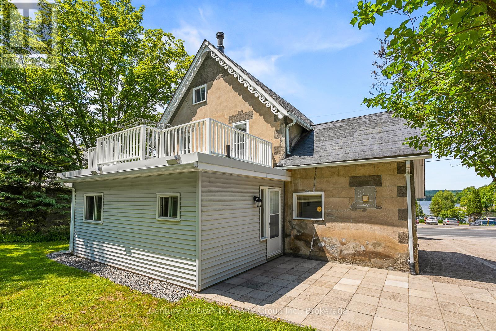 134 Highland Street, Dysart Et Al, Ontario  K0M 1S0 - Photo 39 - X12124647
