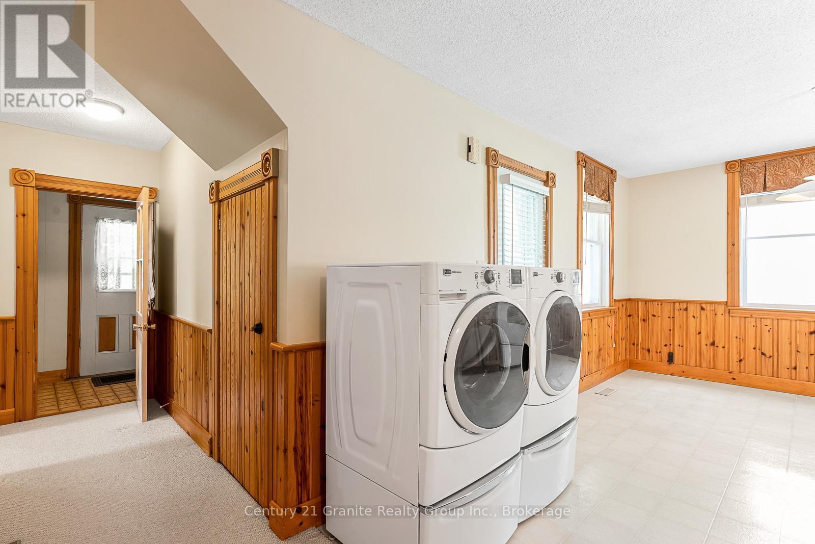 134 Highland Street, Dysart Et Al, Ontario  K0M 1S0 - Photo 15 - X12124649