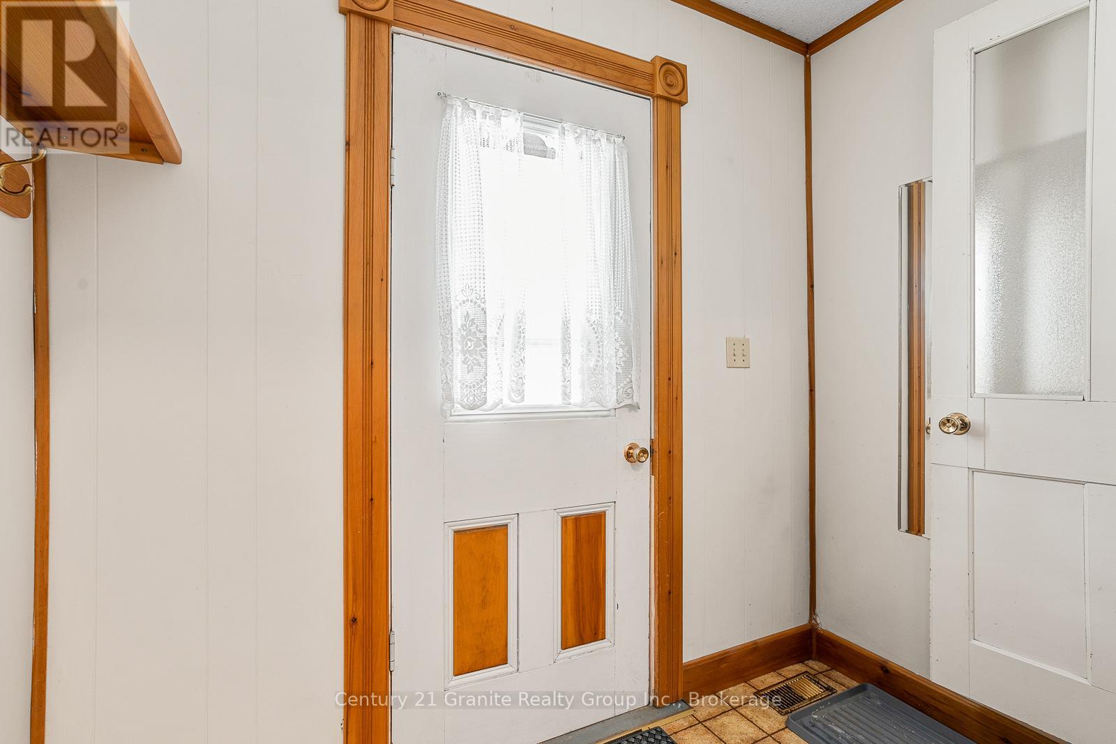 134 Highland Street, Dysart Et Al, Ontario  K0M 1S0 - Photo 19 - X12124649