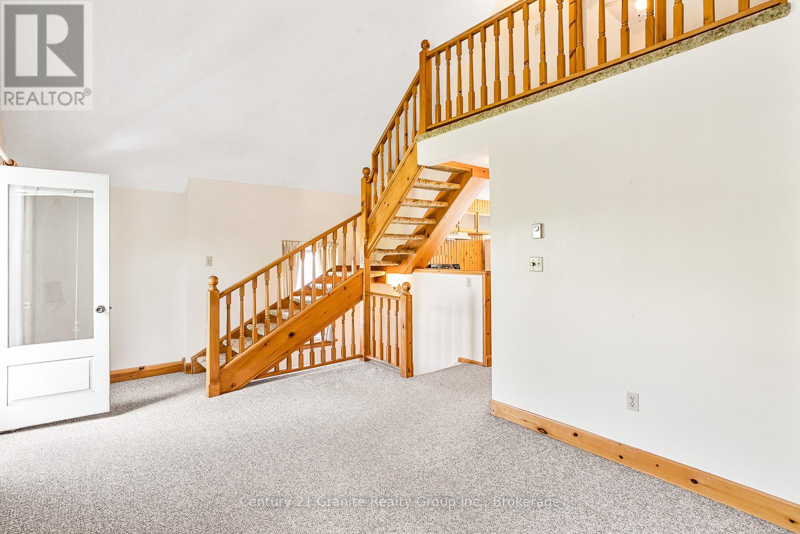 134 Highland Street, Dysart Et Al, Ontario  K0M 1S0 - Photo 22 - X12124649