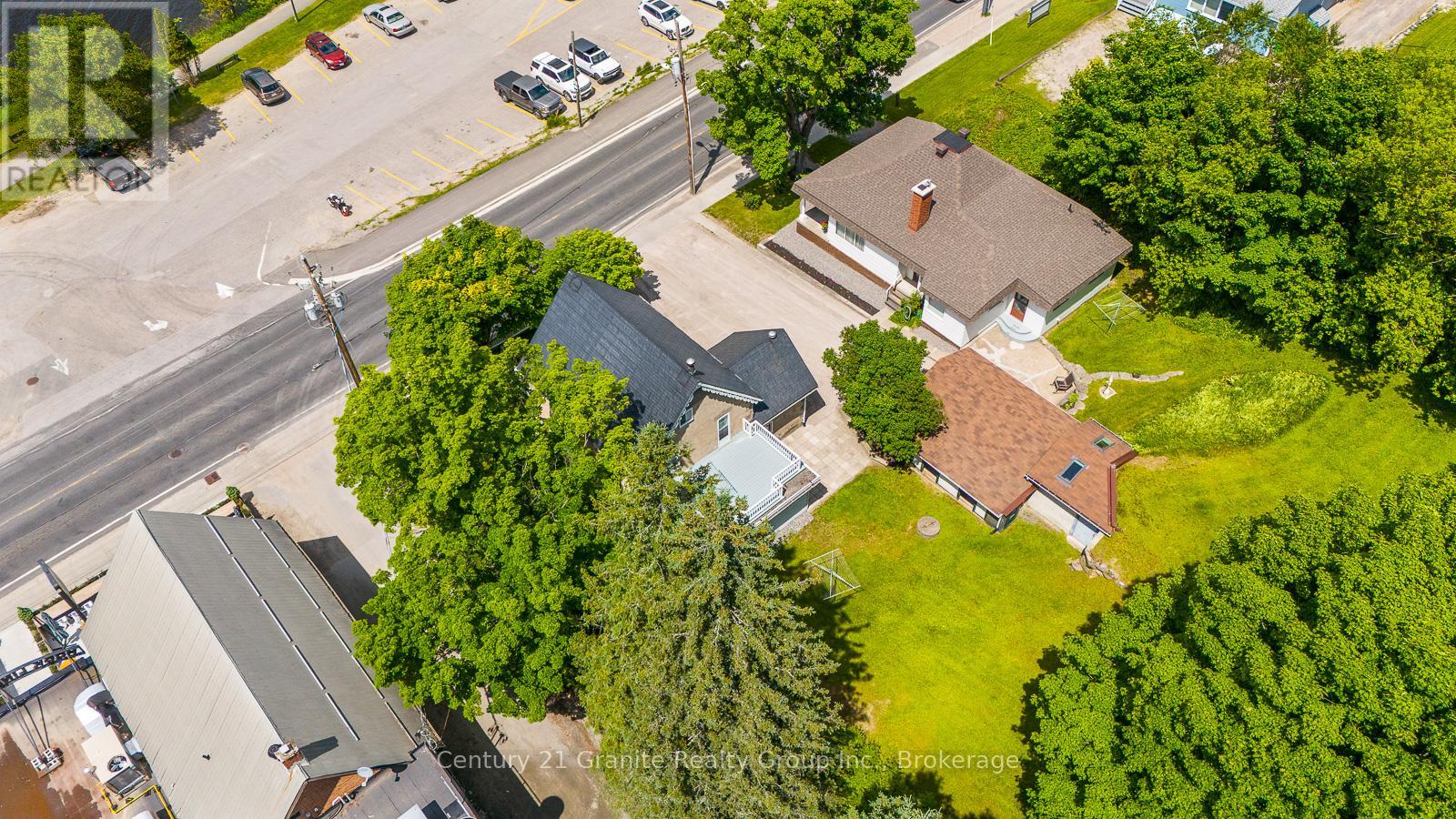 134 Highland Street, Dysart Et Al, Ontario  K0M 1S0 - Photo 41 - X12124649