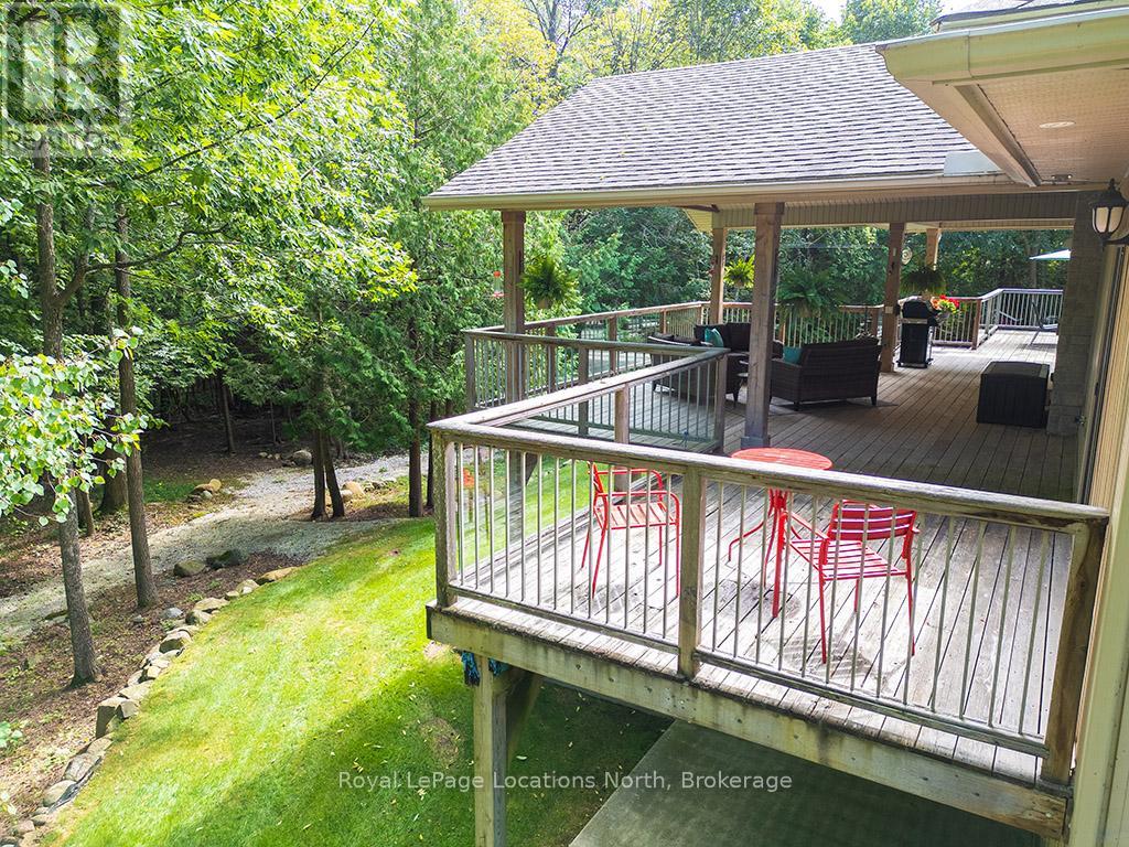 177 Harbour Beach Drive, Meaford, Ontario  N4L 1W5 - Photo 12 - X12124653