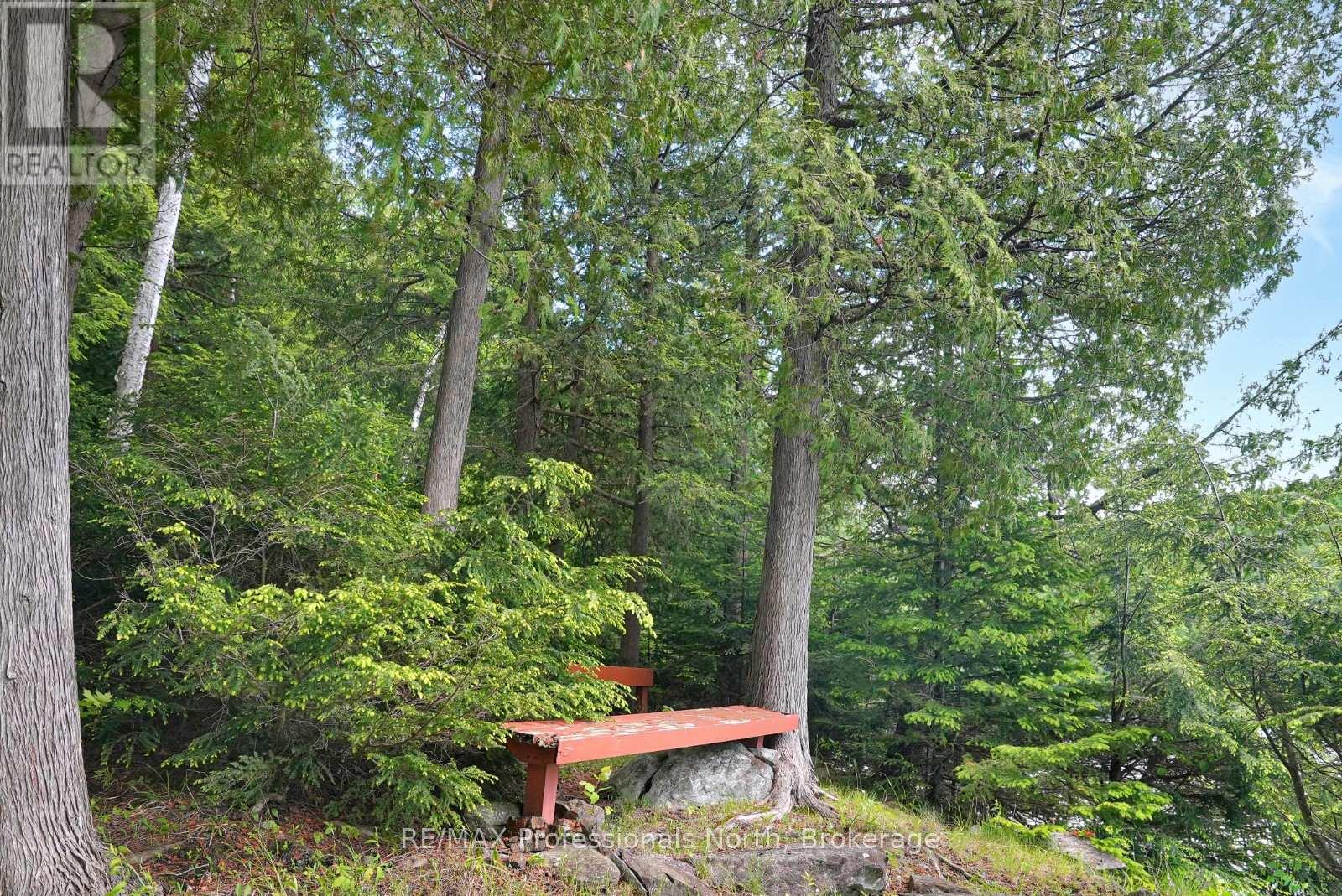 1930 Trappers Trail, Dysart Et Al, Ontario  K0M 1S0 - Photo 36 - X12124707