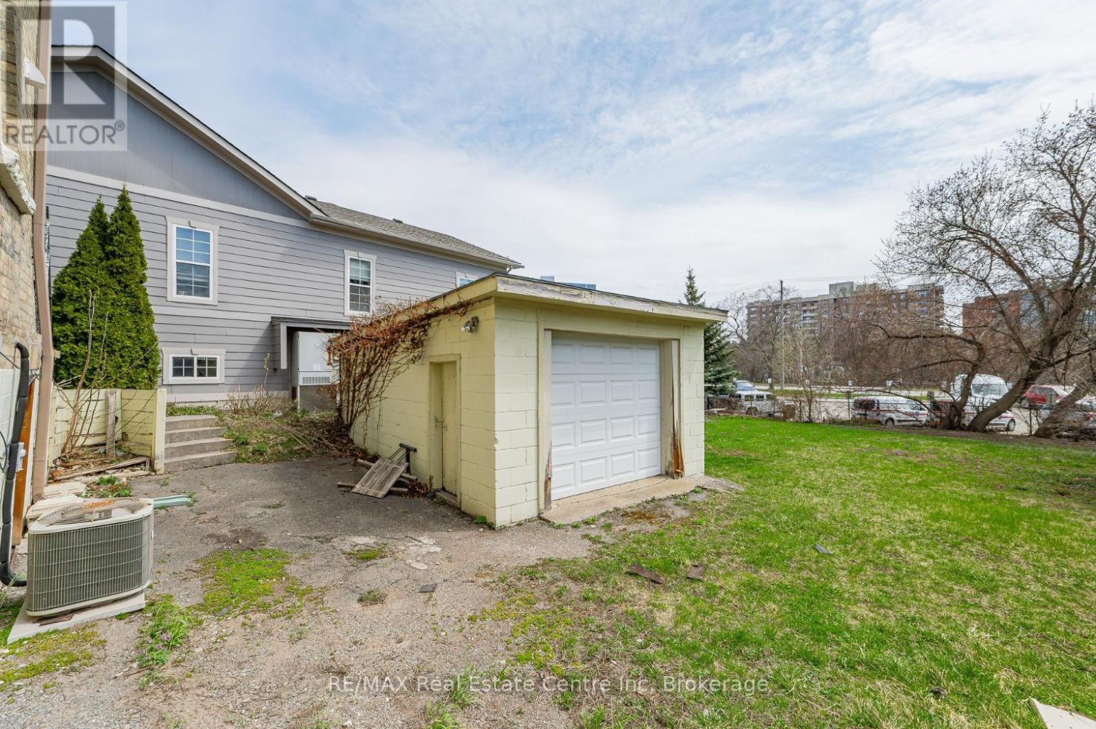 103 Surrey Street E, Guelph, Ontario  N1H 3P7 - Photo 17 - X12124784