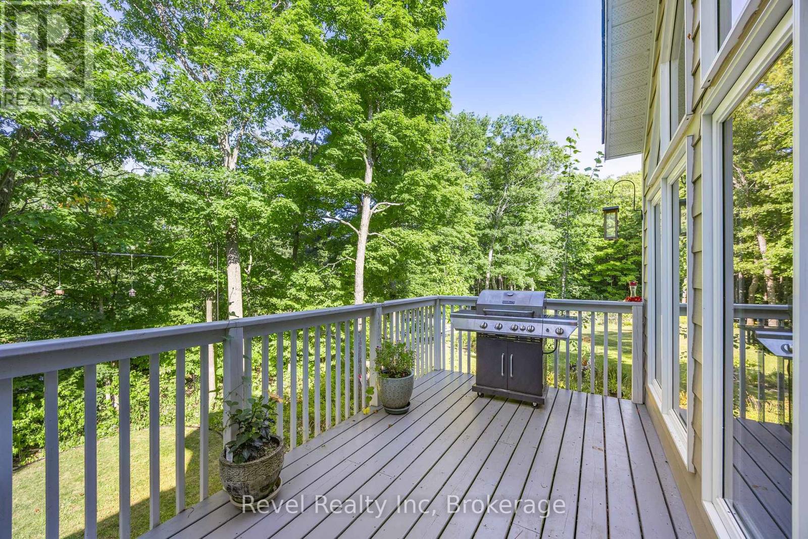 10 Musquake Court, Tiny, Ontario  L9M 1R2 - Photo 11 - S12125170