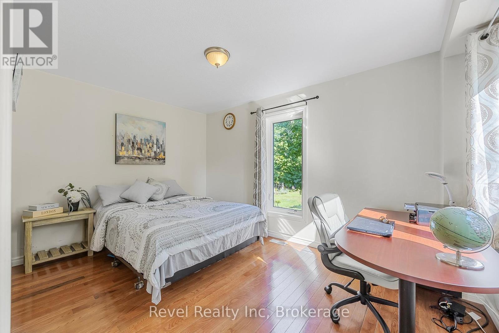 10 Musquake Court, Tiny, Ontario  L9M 1R2 - Photo 17 - S12125170