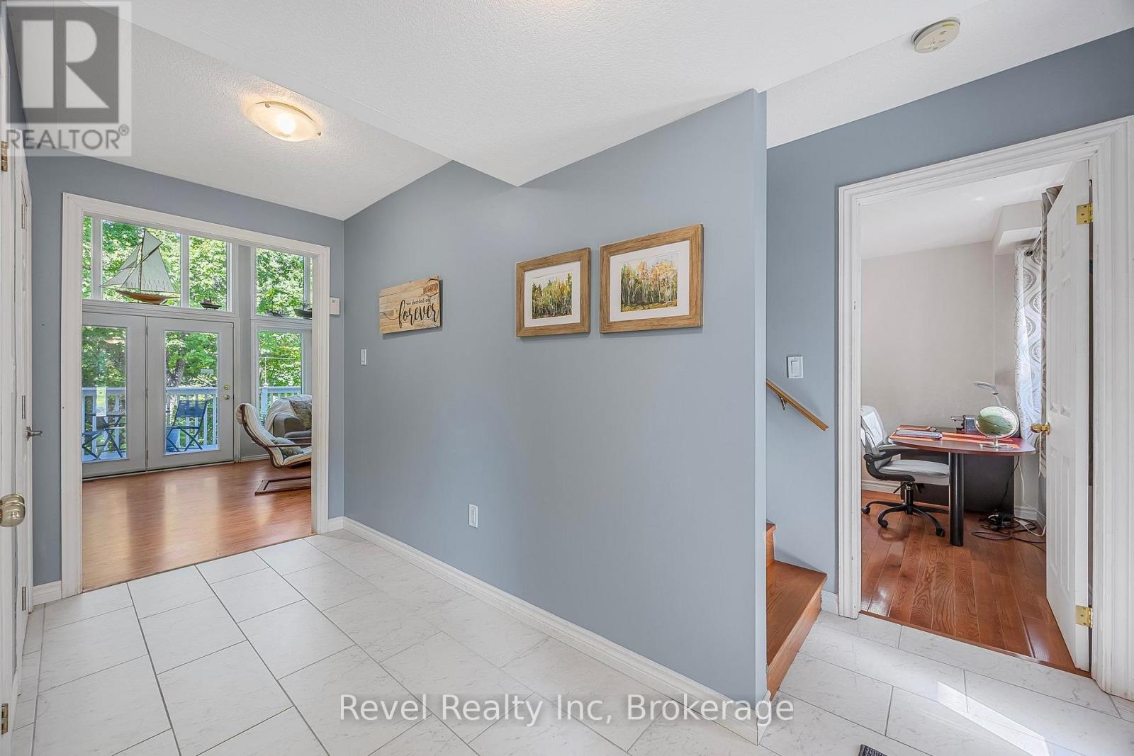 10 Musquake Court, Tiny, Ontario  L9M 1R2 - Photo 4 - S12125170