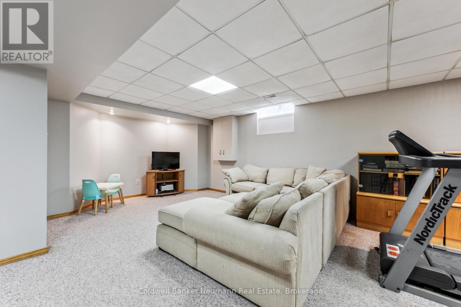 29 Lois Lane, Guelph, Ontario  N1K 1W5 - Photo 30 - X12125351