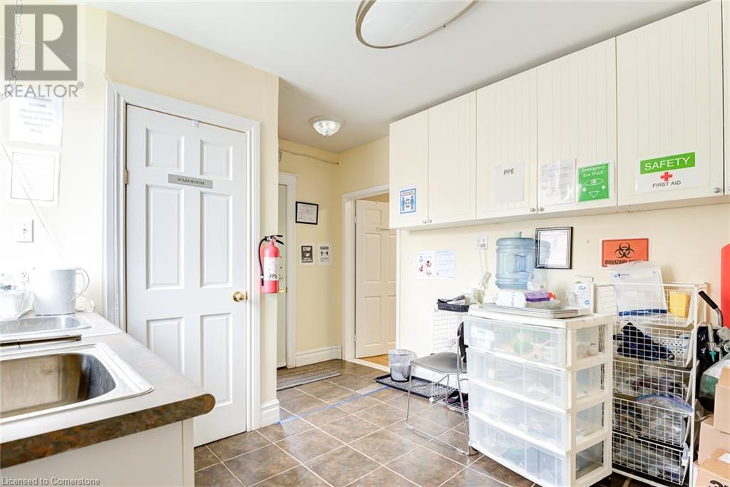 1405 King Street E, Cambridge, Ontario  N3H 3R3 - Photo 13 - 40724422