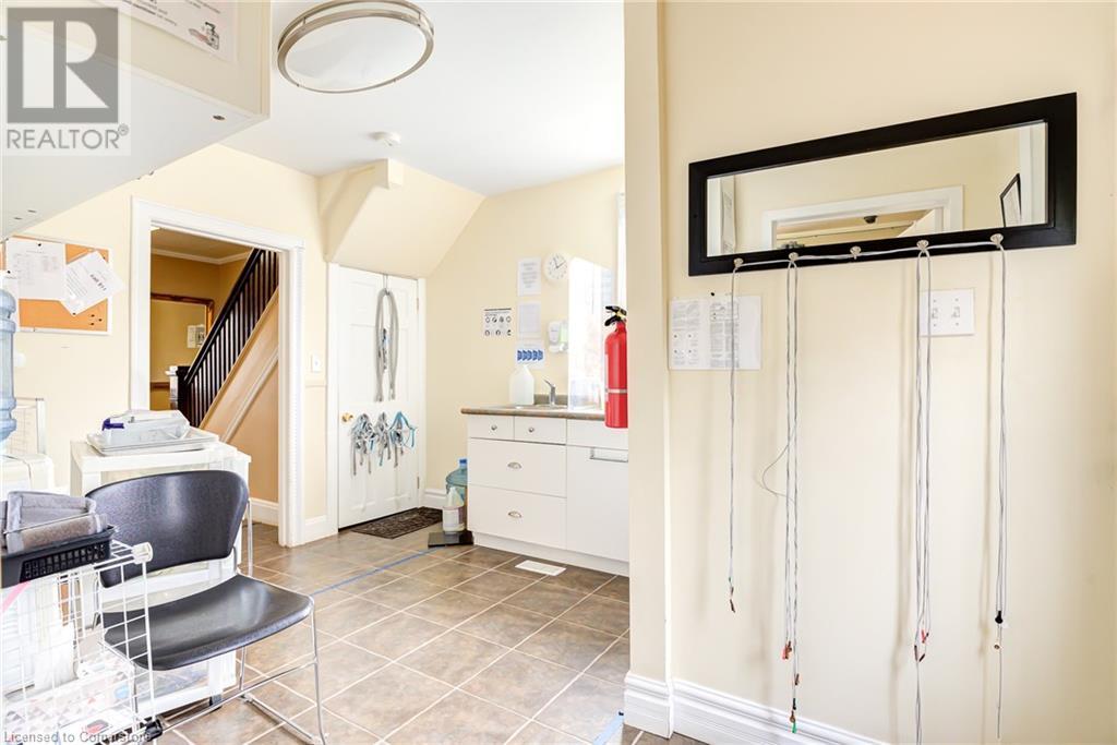 1405 King Street E, Cambridge, Ontario  N3H 3R3 - Photo 14 - 40724422