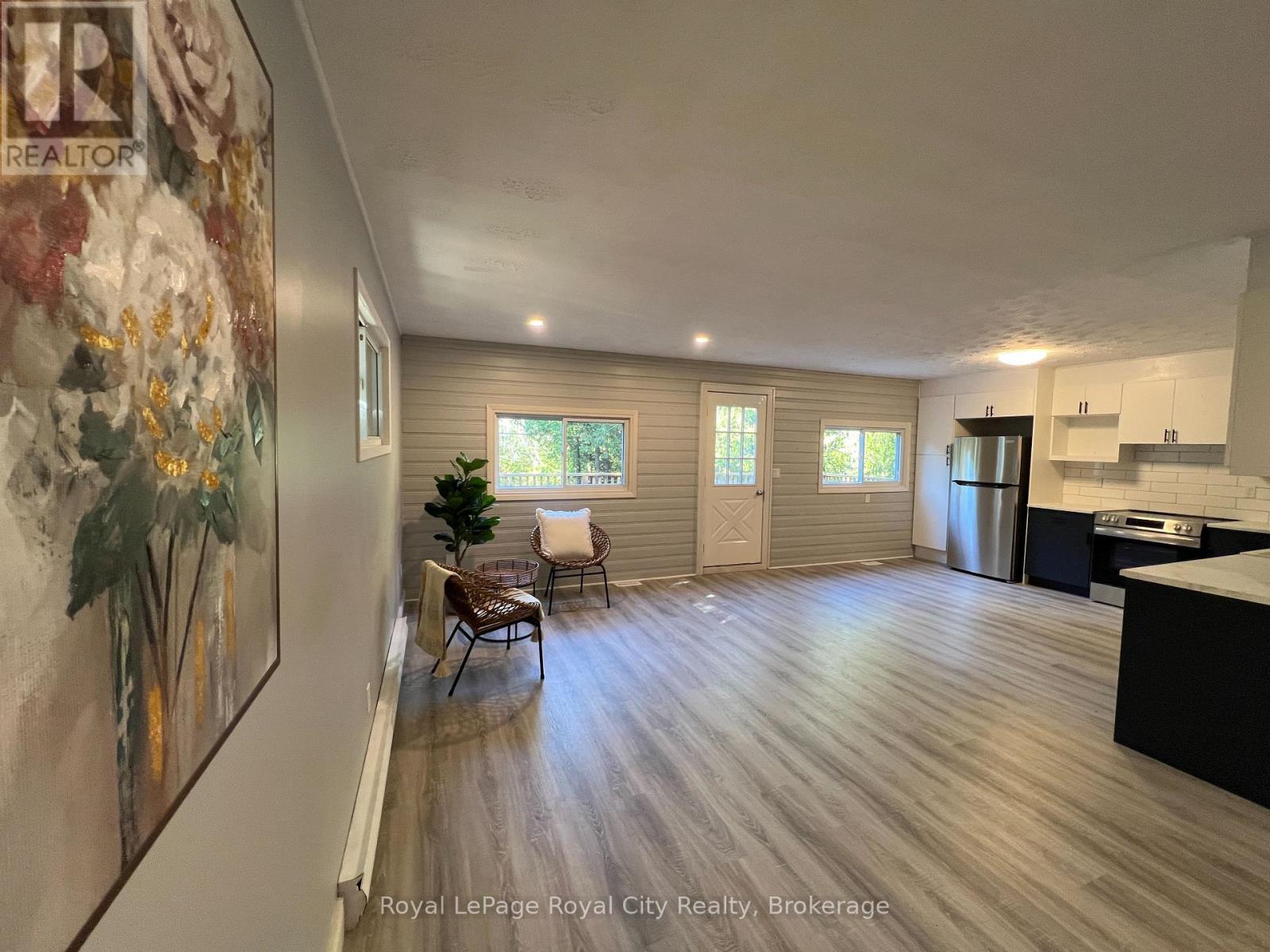 48 Harpur Drive, Northern Bruce Peninsula, Ontario  N0H 2R0 - Photo 11 - X12125555