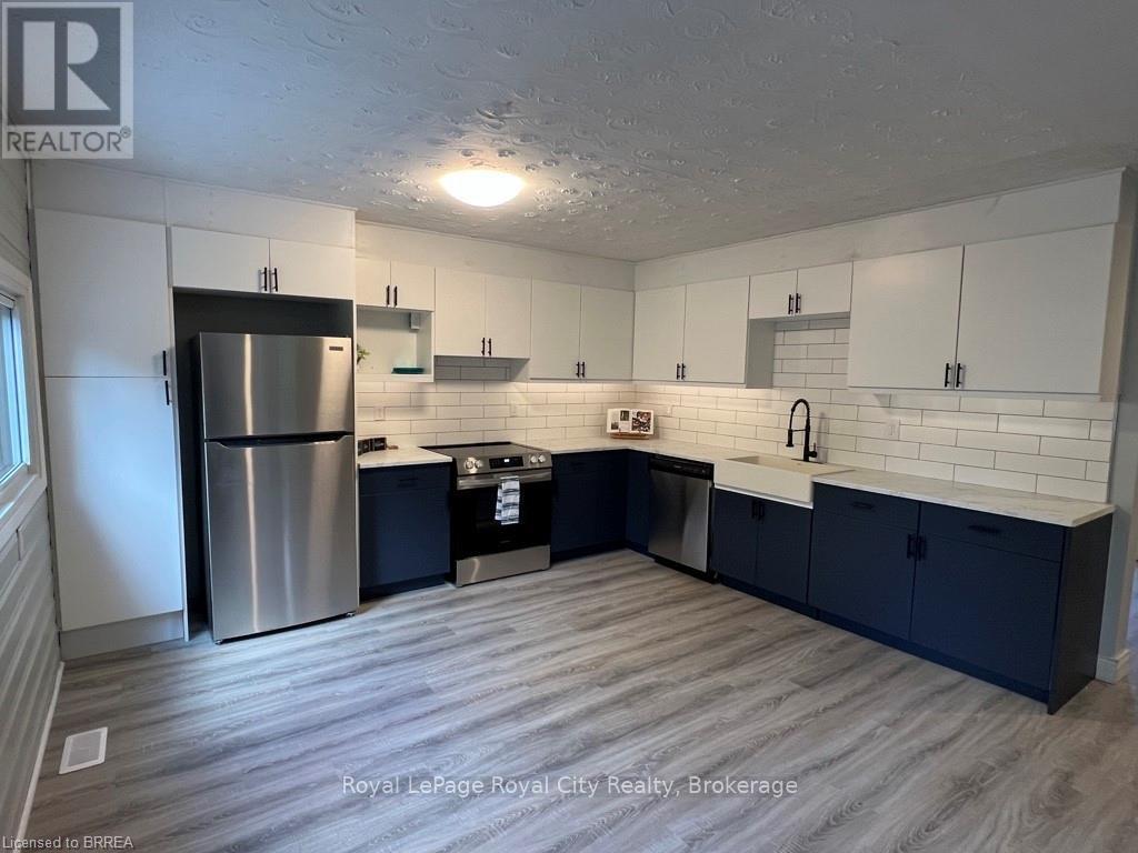 48 Harpur Drive, Northern Bruce Peninsula, Ontario  N0H 2R0 - Photo 8 - X12125555