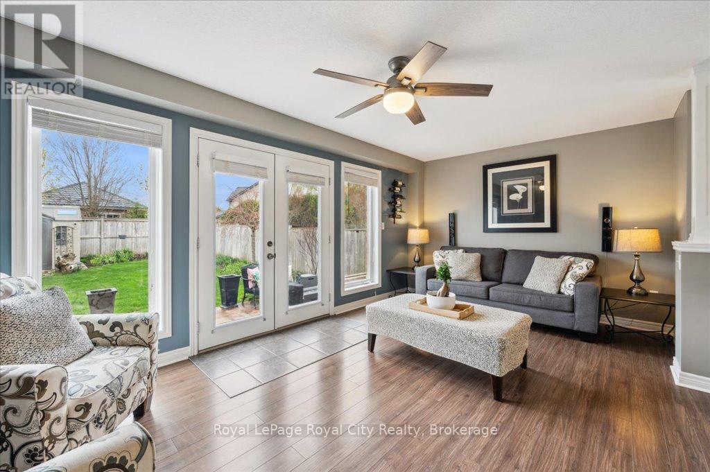 33 Bowen Drive, Guelph, Ontario  N1E 0C9 - Photo 8 - X12125635