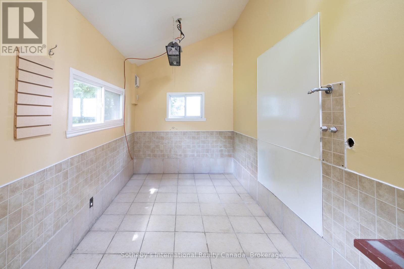 40 Toronto Street S, Grey Highlands, Ontario  N0C 1H0 - Photo 13 - X12125645