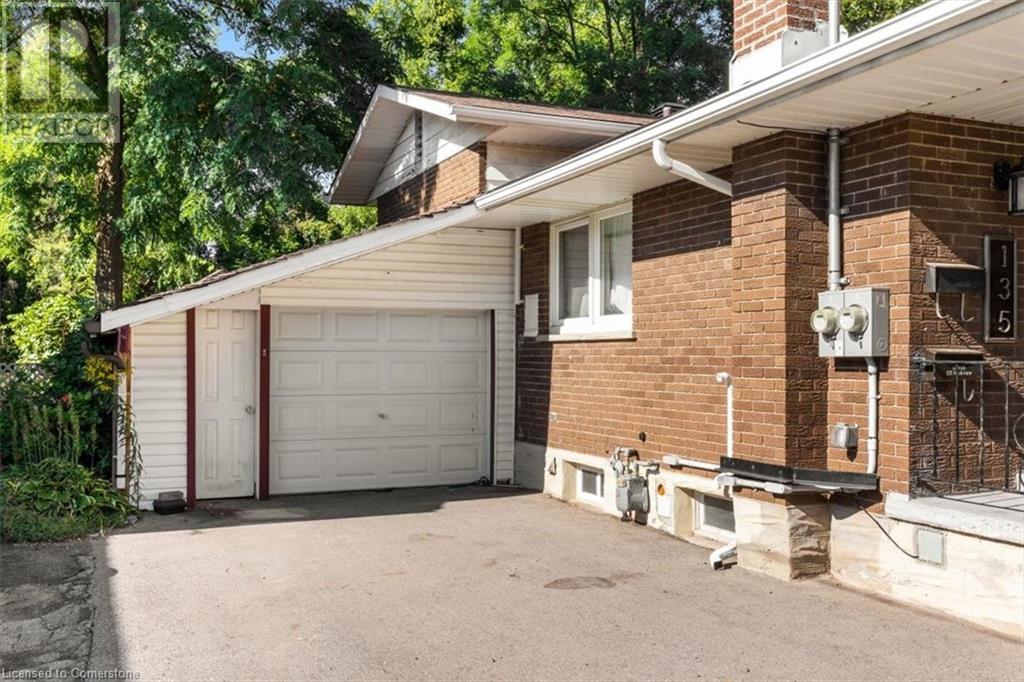 135 Ruskview Road, Kitchener, Ontario  N2M 4S1 - Photo 5 - 40725117