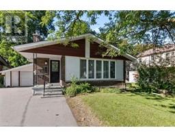 135 RUSKVIEW Road, Kitchener, Ontario