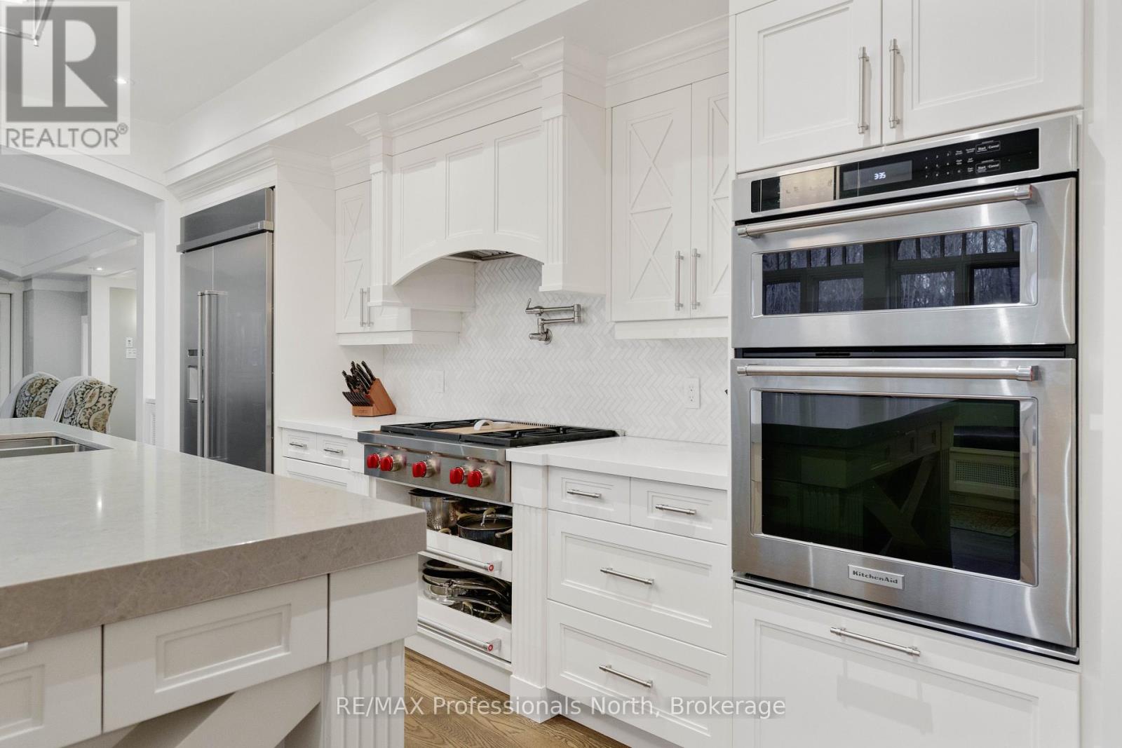 1656 Muskoka Beach Road, Bracebridge, Ontario  P1P 1R1 - Photo 16 - X12126023