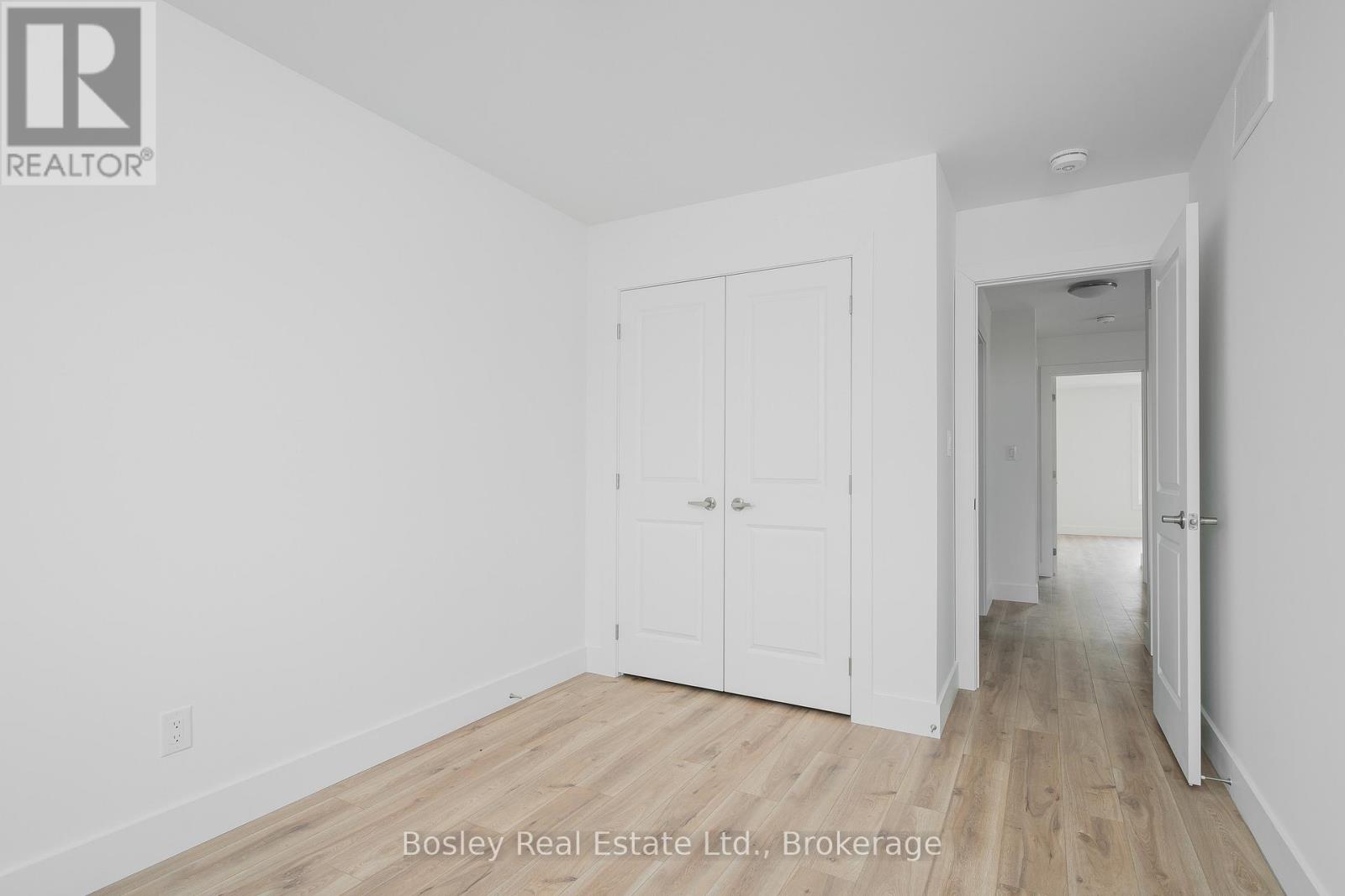 132 White Oak Crescent, Blue Mountains, Ontario  L9Y 0Z3 - Photo 28 - X12126055