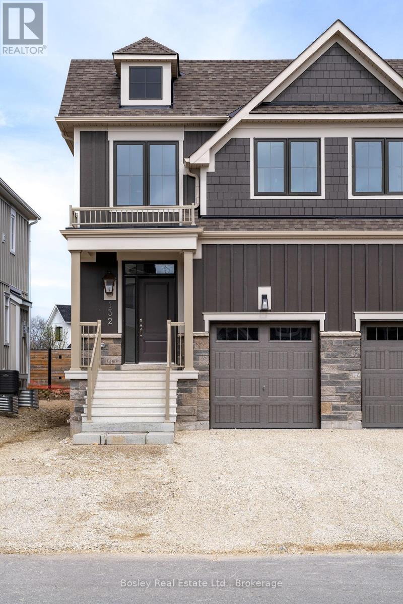 132 White Oak Crescent, Blue Mountains, Ontario  L9Y 0Z3 - Photo 3 - X12126055