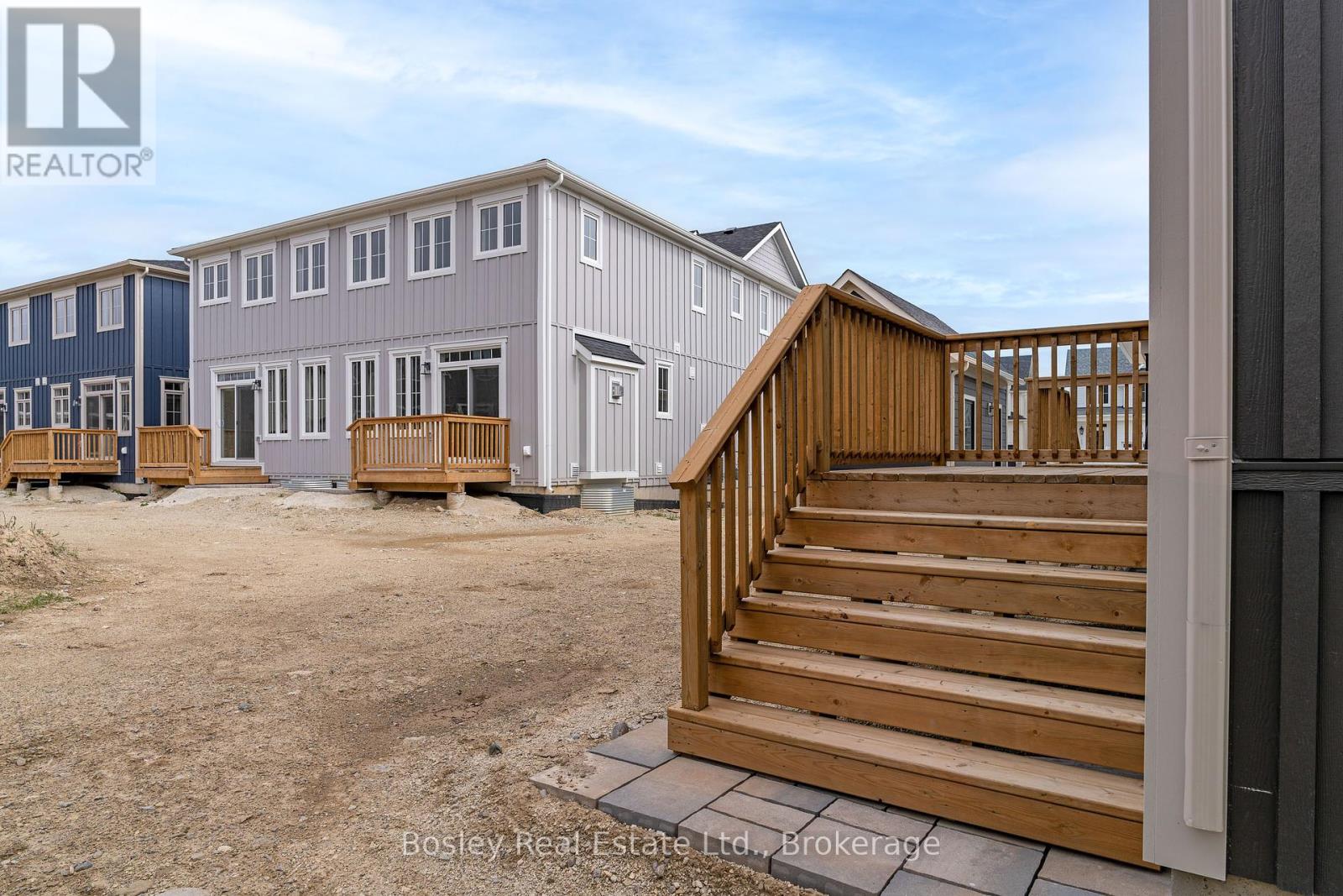 132 White Oak Crescent, Blue Mountains, Ontario  L9Y 0Z3 - Photo 36 - X12126055
