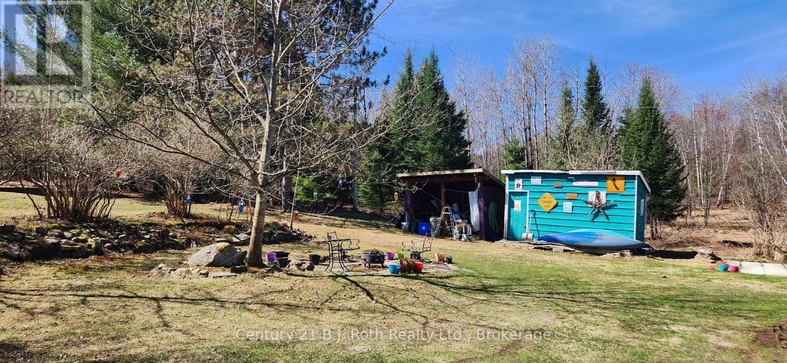 4 Stocking Lane, Huntsville, Ontario  P1H 1V4 - Photo 4 - X12126113