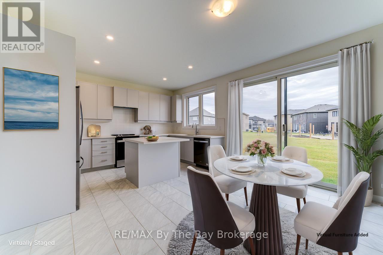 169 Rosanne Circle, Wasaga Beach, Ontario  L9Z 0N1 - Photo 12 - S12126180