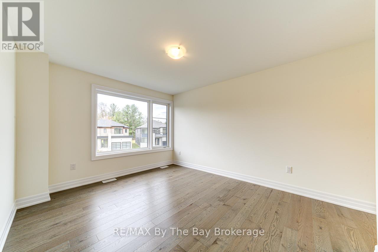169 Rosanne Circle, Wasaga Beach, Ontario  L9Z 0N1 - Photo 23 - S12126180